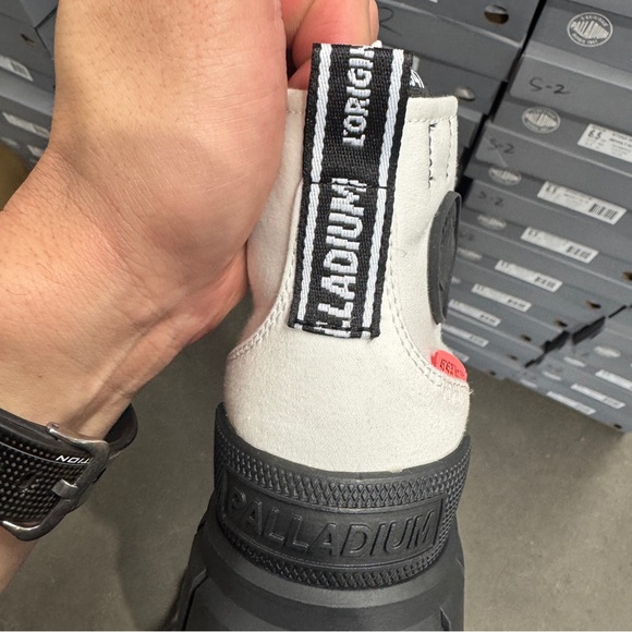 Palladium Revolt Hi Tx Sneaker Boots 97242-116-m S3 Star White (2nd Pair) - Picture 7 of 14